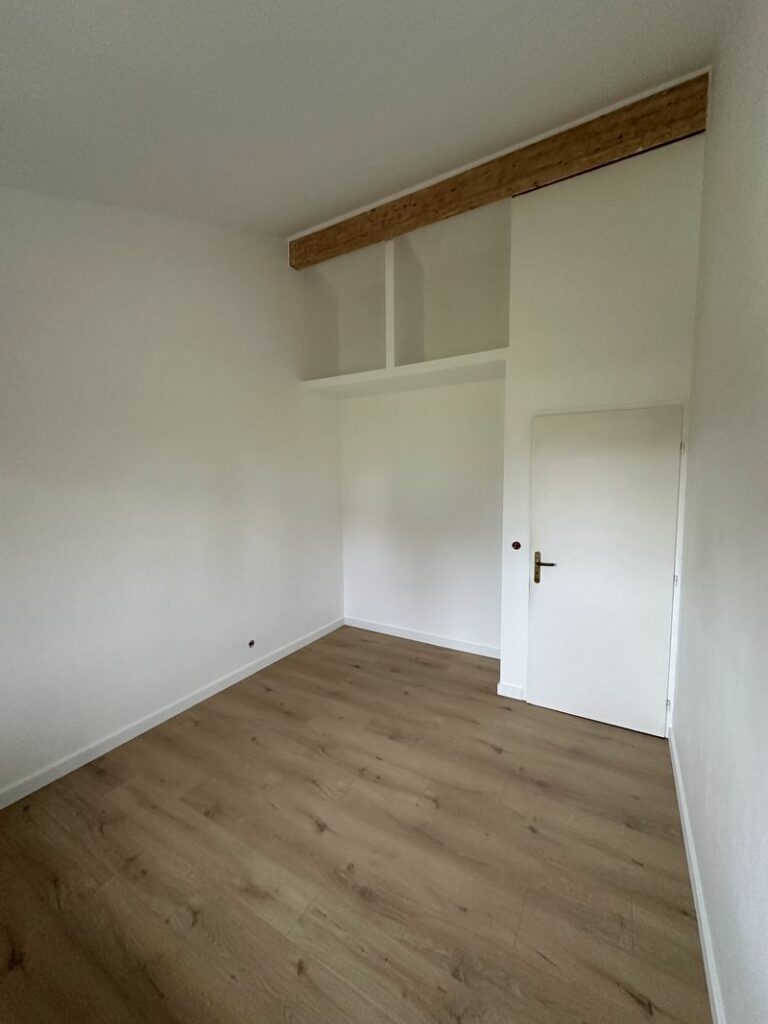 Apr&egrave;s